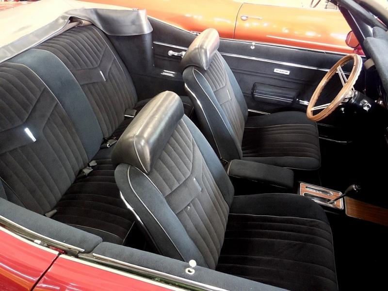 69 GTO convertible interior from passenger side