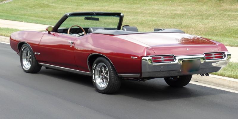 69 GTO Burgundy convertible b