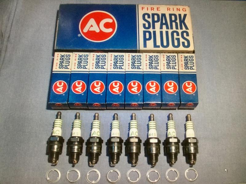 1 Lot of 12 New Old Stock AC Fire Ring Spark Plugs P/N HS88 19420 
